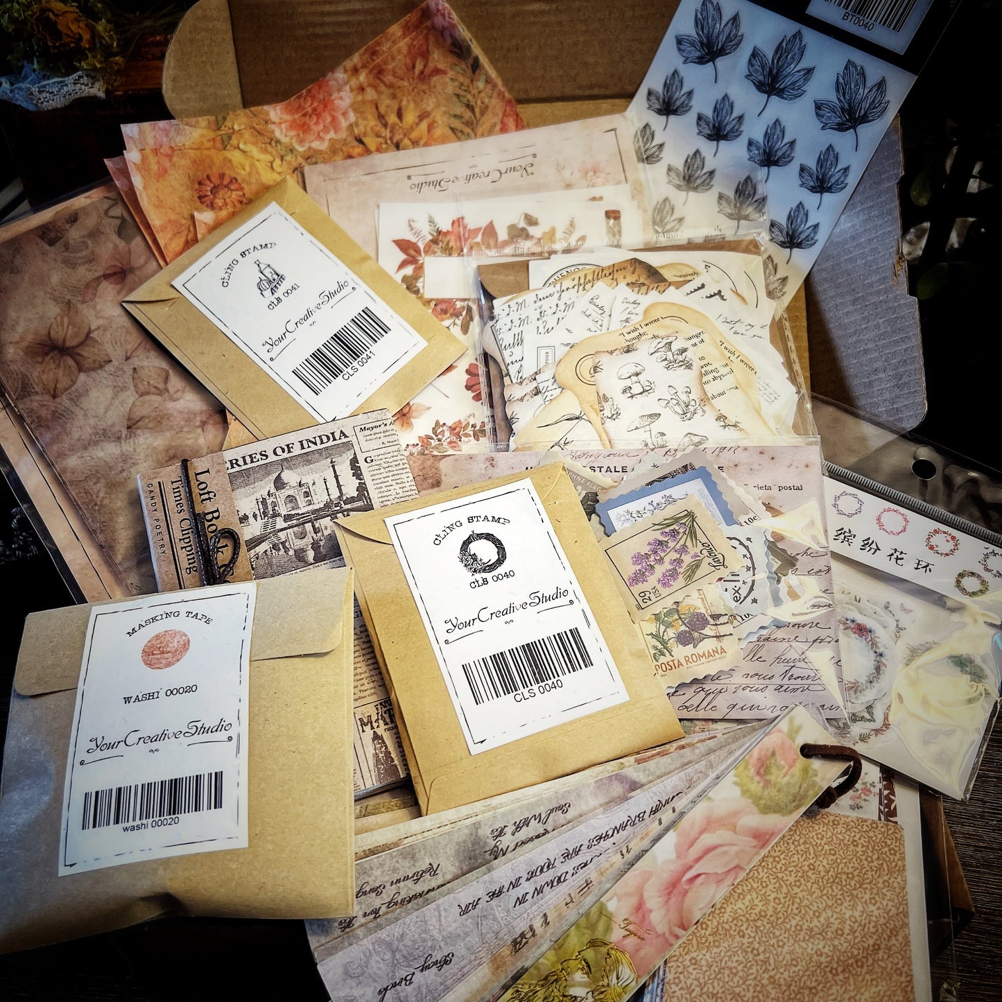 Vintage Fall themed Collection --DWMGT3FPWA4